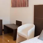 Gallery فندق 4*