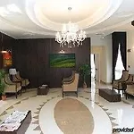 فندق Gallery 4*