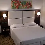 Gallery فندق