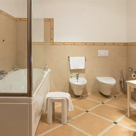 Gallery Hotel Recanati