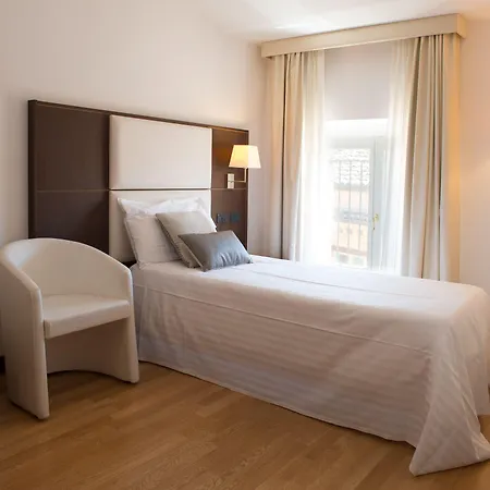 Gallery Hotel Recanati