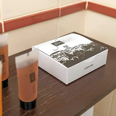 Gallery Hotel