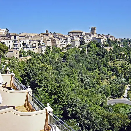 Gallery Hotel Recanati